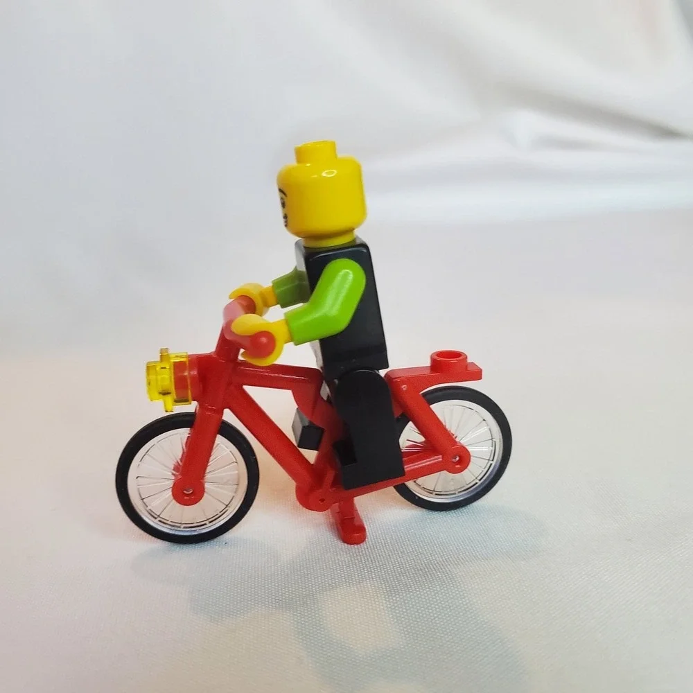 LEGO City Vehicle Red Bicycle And Minifigure Town city